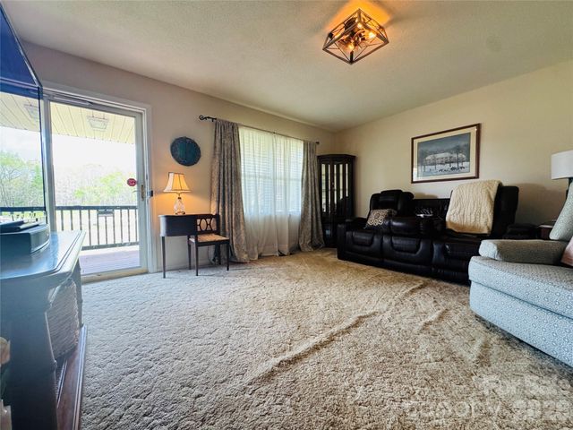 711 Simerson Road, Lexington, NC 27295