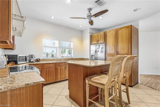 12277 Boat Shell DR, Matlacha Isles, FL 33991