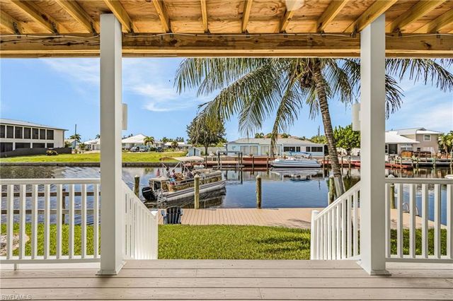 12277 Boat Shell DR, Matlacha Isles, FL 33991