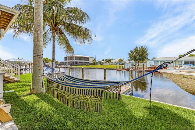 12277 Boat Shell DR, Matlacha Isles, FL 33991