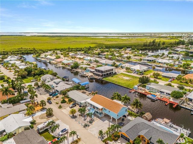 12277 Boat Shell DR, Matlacha Isles, FL 33991