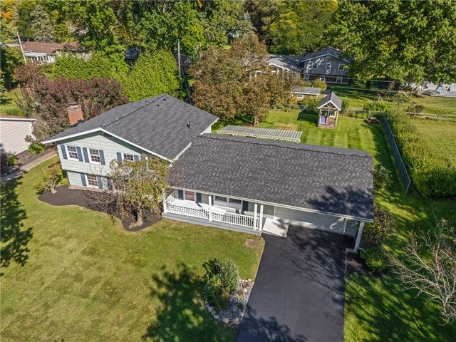 12 Buchanan Road, Pittsford, NY 14534