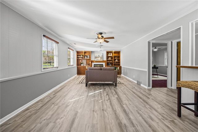 12 Buchanan Road, Pittsford, NY 14534