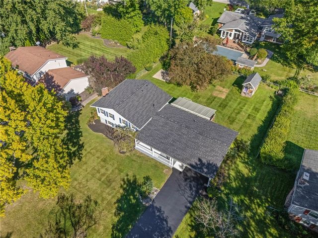 12 Buchanan Road, Pittsford, NY 14534