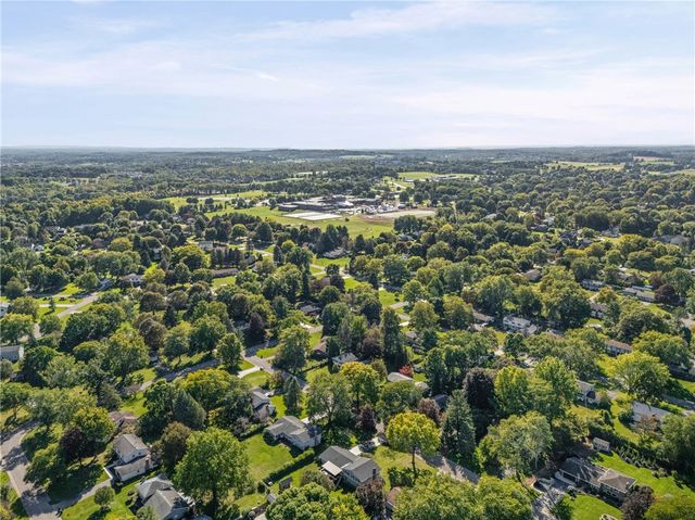 12 Buchanan Road, Pittsford, NY 14534
