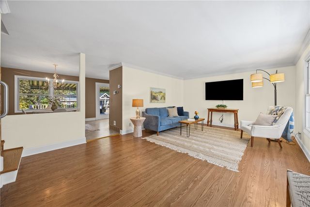 12 Buchanan Road, Pittsford, NY 14534