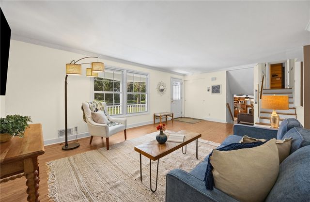 12 Buchanan Road, Pittsford, NY 14534