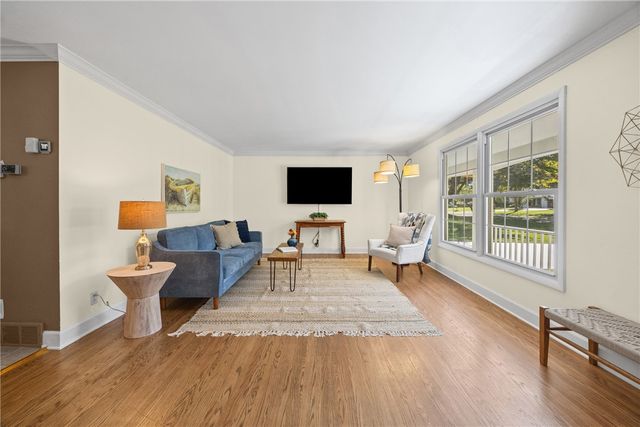 12 Buchanan Road, Pittsford, NY 14534