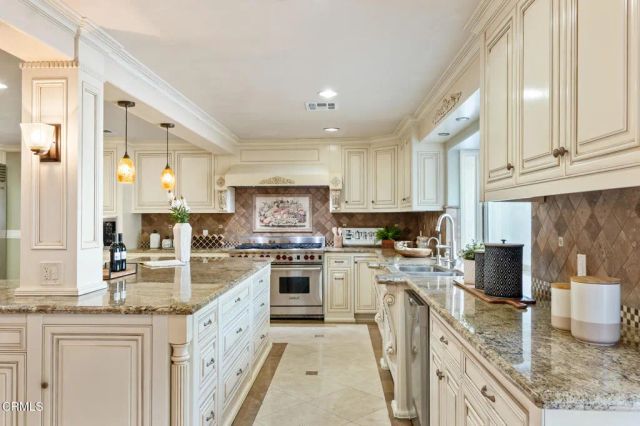 2233 Valiant Street, Glendora, CA 91741