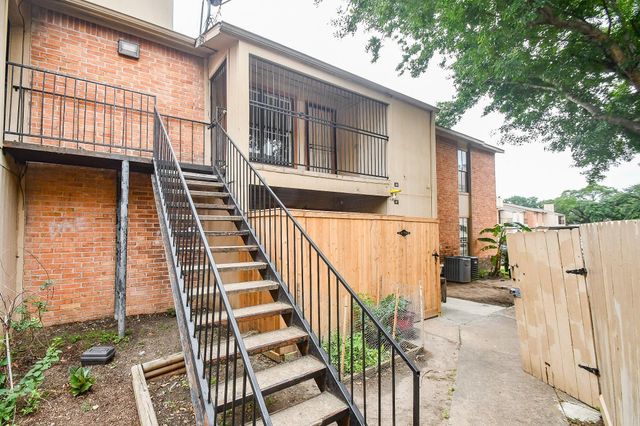 10100 S Gessner Road 308, Houston, TX 77071