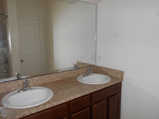 13277 OCEAN MIST Drive, Jacksonville, FL 32258