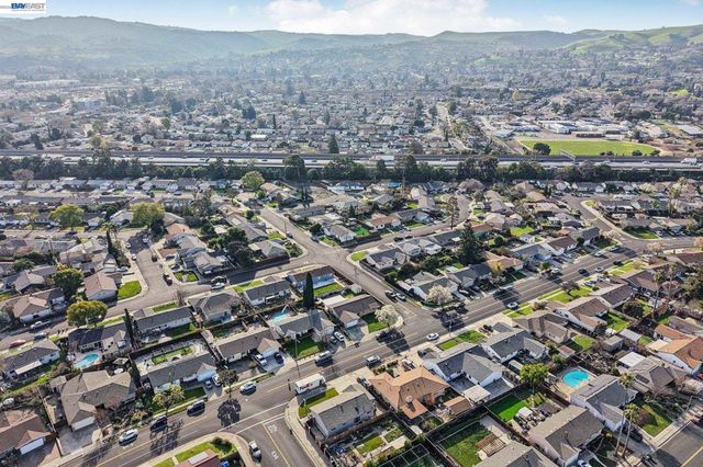 7865 7865 Tamarack Dr, Dublin, CA 94568