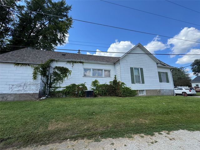 114 E Grant Street, Osceola, IA 50213