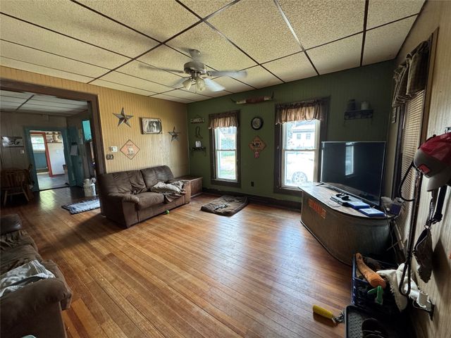 114 E Grant Street, Osceola, IA 50213