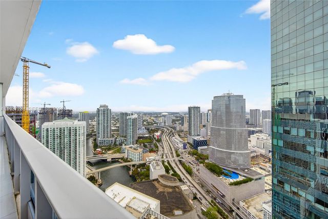200 Biscayne Boulevard Way 5010, Miami, FL 33131