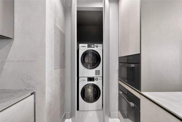 200 Biscayne Boulevard Way 5010, Miami, FL 33131