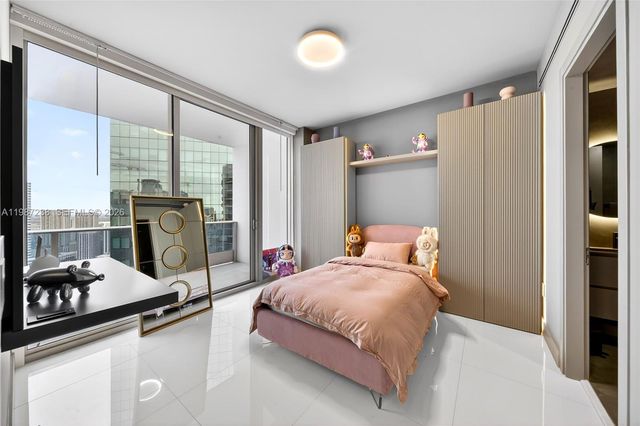 200 Biscayne Boulevard Way 5010, Miami, FL 33131