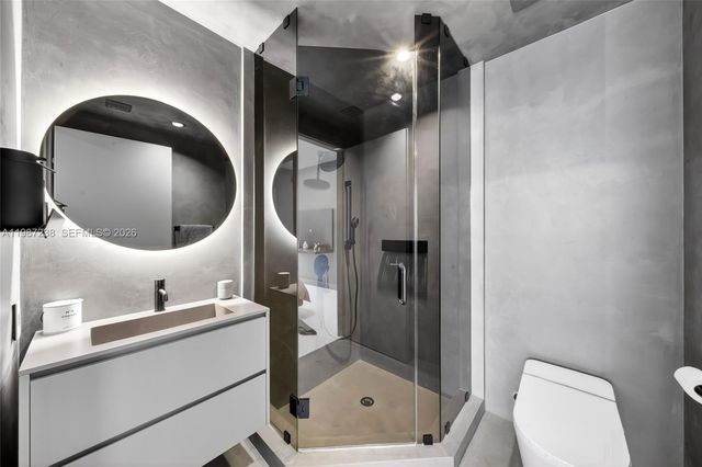 200 Biscayne Boulevard Way 5010, Miami, FL 33131