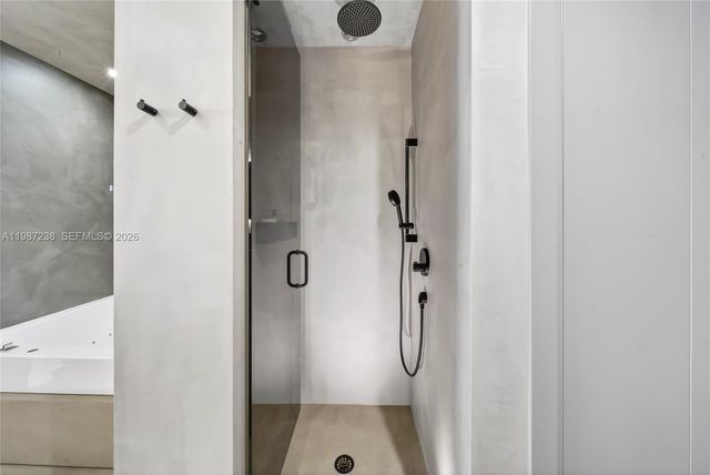 200 Biscayne Boulevard Way 5010, Miami, FL 33131