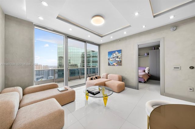 200 Biscayne Boulevard Way 5010, Miami, FL 33131