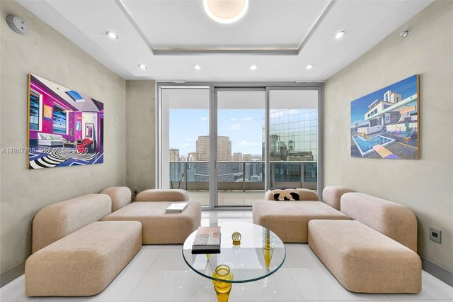 200 Biscayne Boulevard Way 5010, Miami, FL 33131