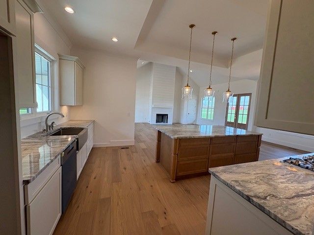 2622 Deer Creek Ln, White House, TN 37188