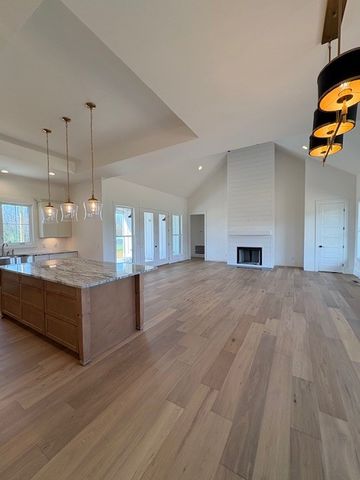 2622 Deer Creek Ln, White House, TN 37188