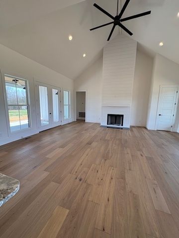 2622 Deer Creek Ln, White House, TN 37188