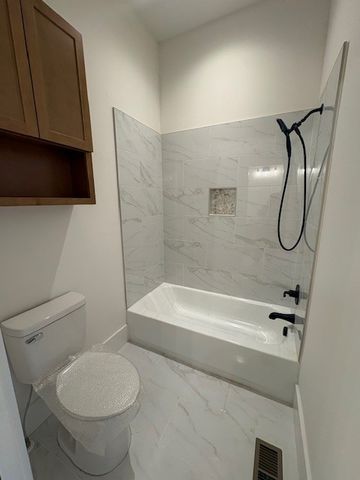 2622 Deer Creek Ln, White House, TN 37188