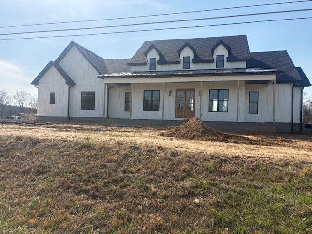 2622 Deer Creek Ln, White House, TN 37188