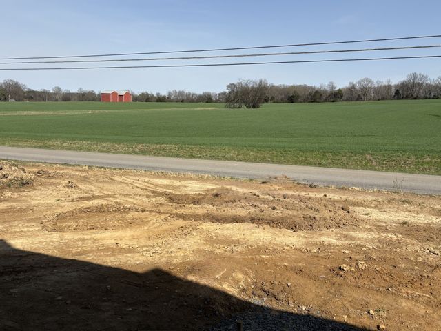 2622 Deer Creek Ln, White House, TN 37188