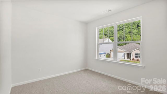 20 Katherine Emilie Drive, Hendersonville, NC 28792