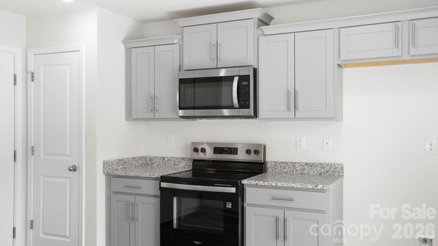 20 Katherine Emilie Drive, Hendersonville, NC 28792