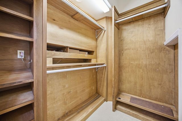 1826 McDonald Avenue, Lexington, KY 40503