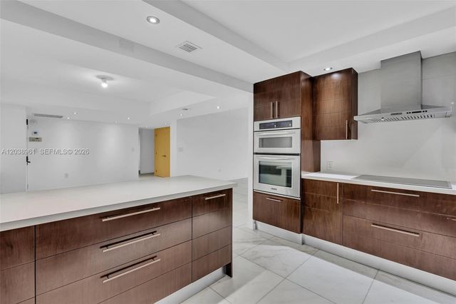 2 Grove Isle Drive B205, Miami, FL 33133
