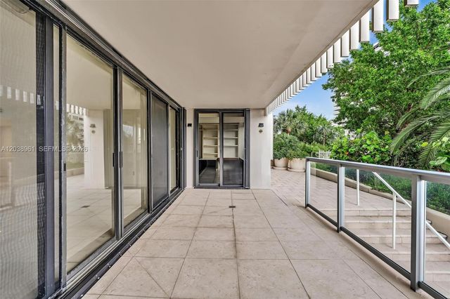 2 Grove Isle Drive B205, Miami, FL 33133