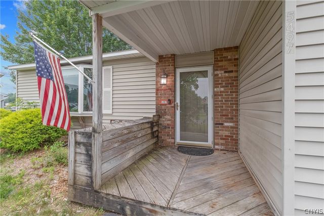 5497 Fortuna Parkway, Clay, NY 13041