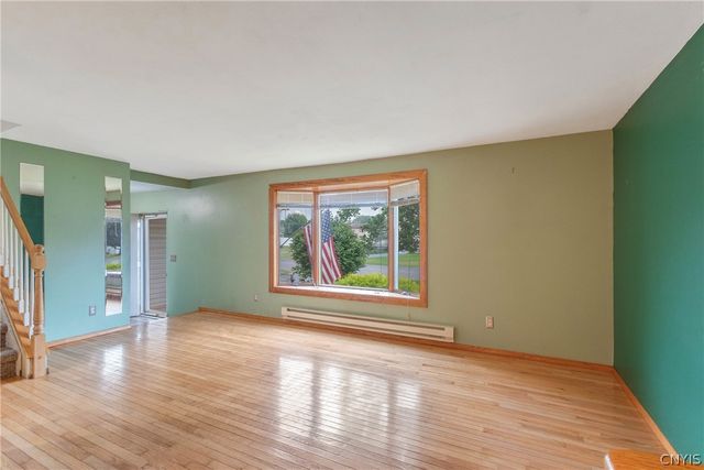 5497 Fortuna Parkway, Clay, NY 13041
