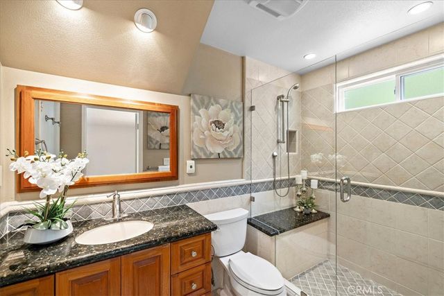 809 Puma Canyon, Glendora, CA 91740