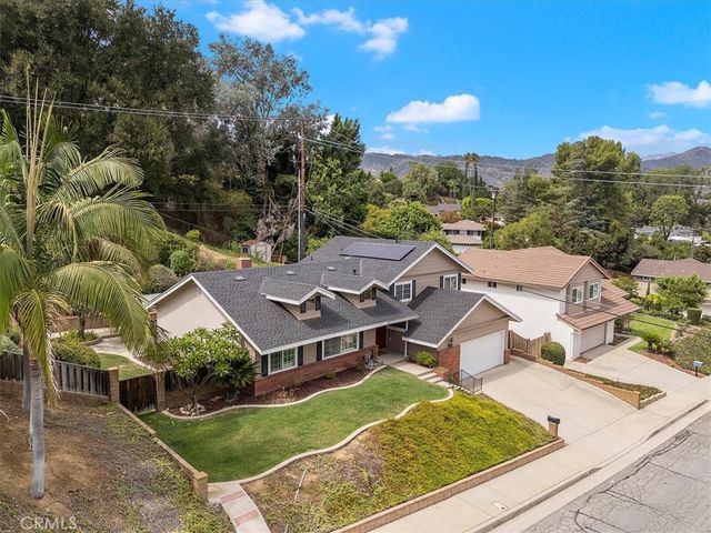 809 Puma Canyon, Glendora, CA 91740