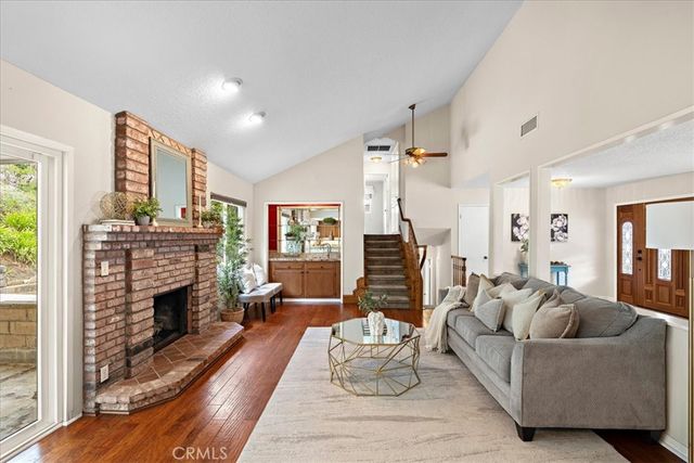 809 Puma Canyon, Glendora, CA 91740