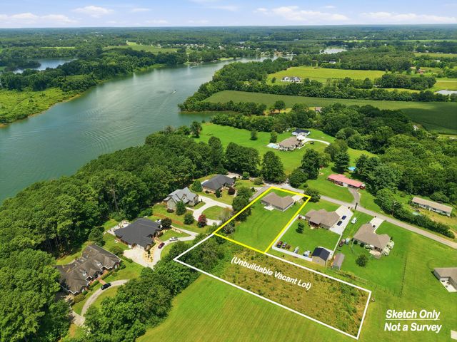 95 Luttrell Dr, Winchester, TN 37398