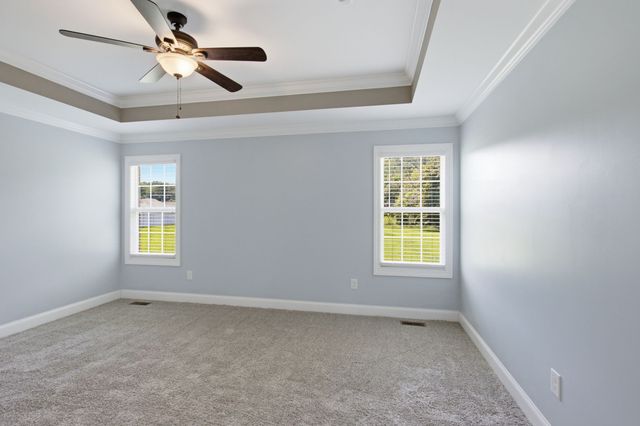 95 Luttrell Dr, Winchester, TN 37398