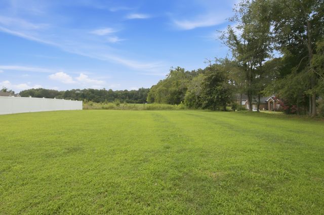 95 Luttrell Dr, Winchester, TN 37398