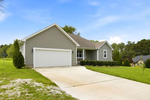 95 Luttrell Dr, Winchester, TN 37398