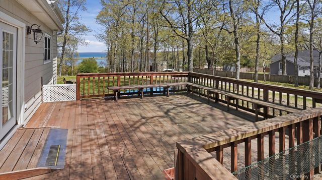 32 Red Creek Road, Hampton Bays, NY 11946