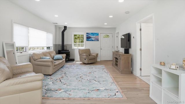 32 Red Creek Road, Hampton Bays, NY 11946