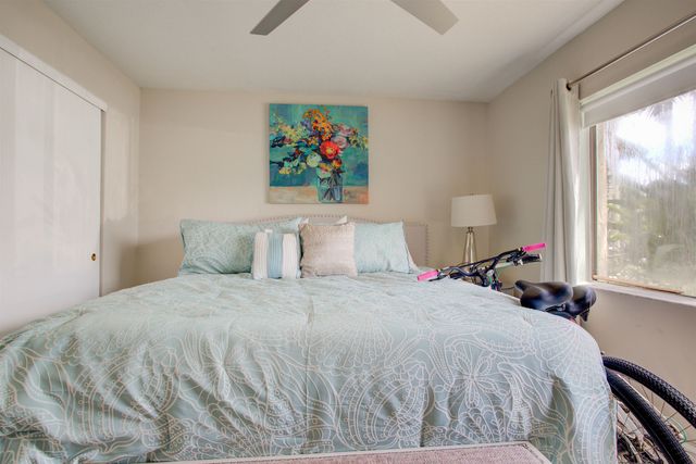 64 Village Del Prado Cir, St Augustine, FL 32080