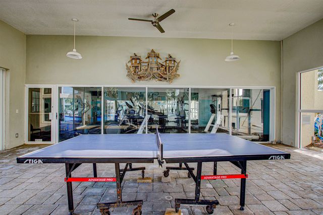 64 Village Del Prado Cir, St Augustine, FL 32080