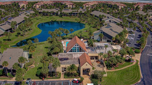 64 Village Del Prado Cir, St Augustine, FL 32080